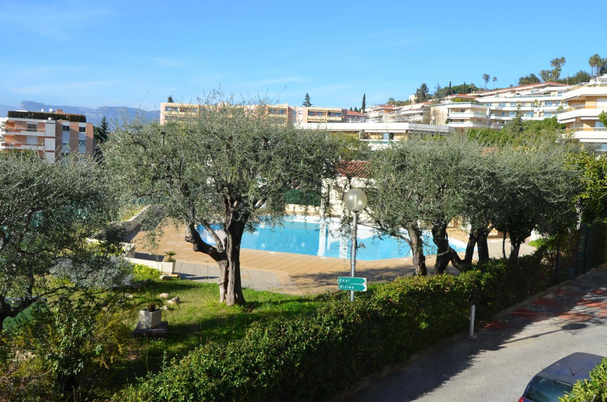 Plein Ciel - Appartement 5 Personnes Avec Piscine Sur La Corniche Fleurie A ニース エクステリア 写真